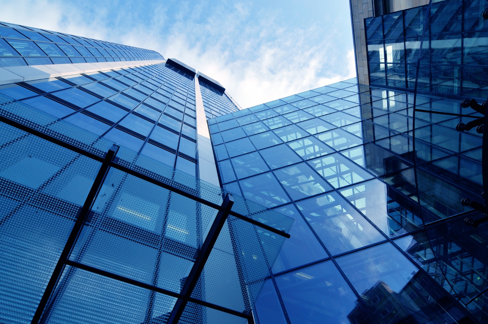 【专访】亚星游戏动力彭强：在数字化转型的蹊径上，，，，，，，，亚星游戏动力可以为企业做更多的事