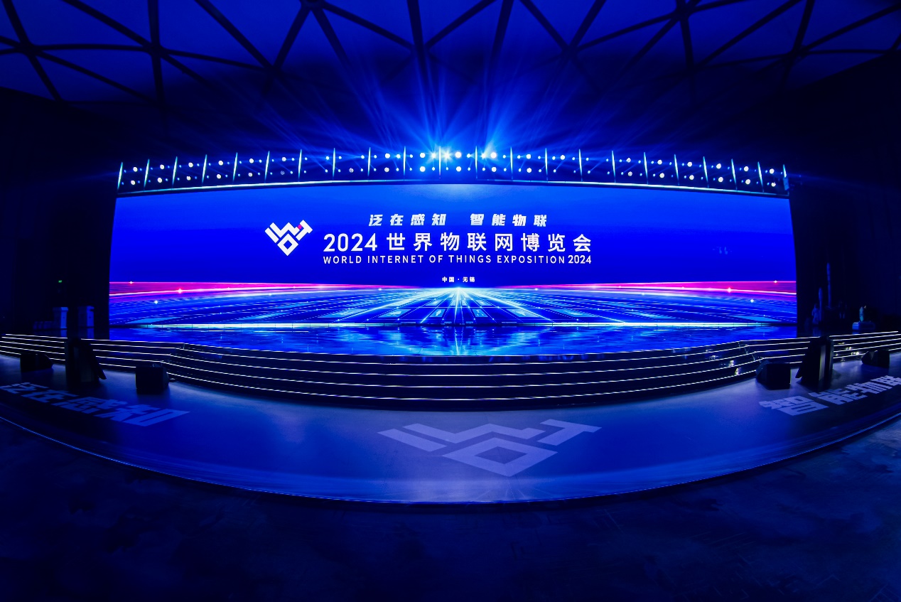 亚星游戏动力与无锡锡山告竣战略相助，，，，，共建亚星游戏无锡智能盘算工业园